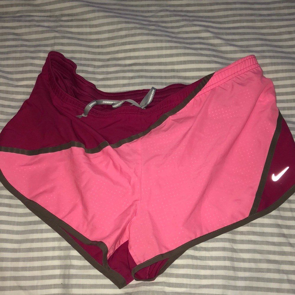 Nike - Running Shorts